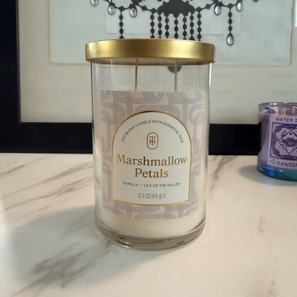 Threshold Marshmallow Petals Scented Candle